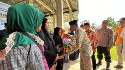 Pemda Muna Barat Subsidi Harga Sembako Sebanyak 50 Persen 