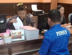 Kejari Muna Limpahkan 5 Berkas Perkara Ke PN Kelas 1 A Kendari