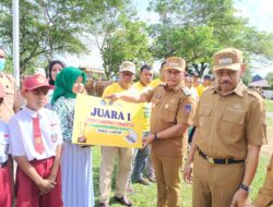 Tepati Janji, Pemda Muna Barat Beri Hadiah Laptop Bagi Pemenang Rangking 1