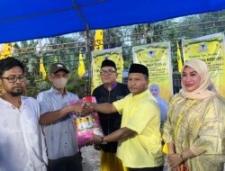 Golkar Sultra Bagi Beras dan Santuni Anak Yatim Saat Buka Puasa Bersama