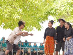 Drama Mengejar Cinta Meriahkan Festival Bokori Dalam Rangka Harmoni Sultra