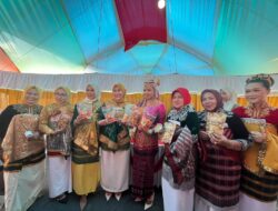 Stand UMKM Eksis di HUT Ke-12 Muna Barat
