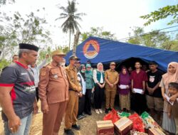 3 Rumah Ludes di Lombu Jaya, Bupati Muna Barat Beri Bantuan Rp25 Juta Per Unit