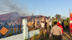Ruang OSIS dan BKK SMKN 2 Muna Barat di Tondasi Ludes Terbakar