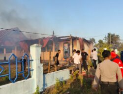 Ruang OSIS dan BKK SMKN 2 Muna Barat di Tondasi Ludes Terbakar