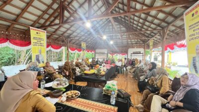 Komitmen Majukan Pengrajin Lokal, Dekranasda Muna Barat Pamerkan Karya di Ajang Kriya Nusa