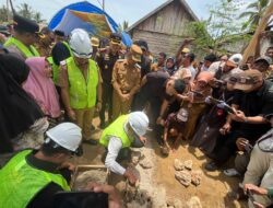 Kajati Sultra Salurkan Rp600 Juta Bedah 12 Rumah Tidak Layak Huni di Muna Barat